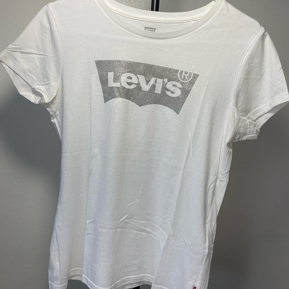 Levi’s Sparkly Logo White Shirt
